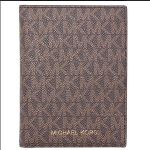 NEW Michael Kors Passport Wallet